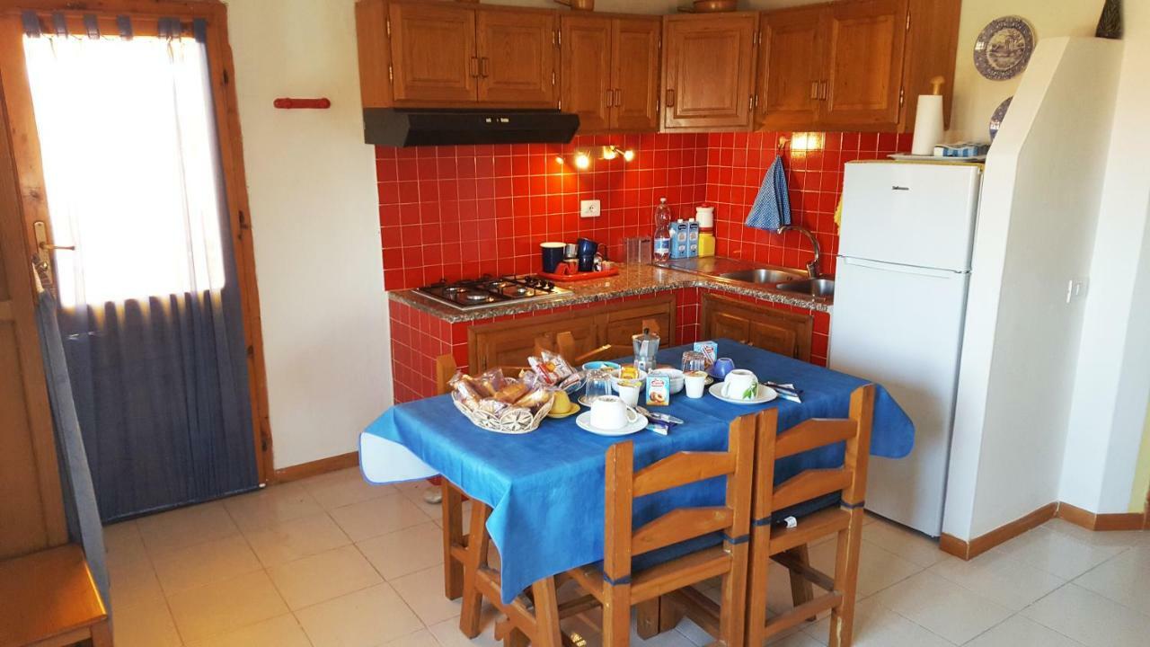 La Baia Apartments Sa Rocca Tunda Exterior photo